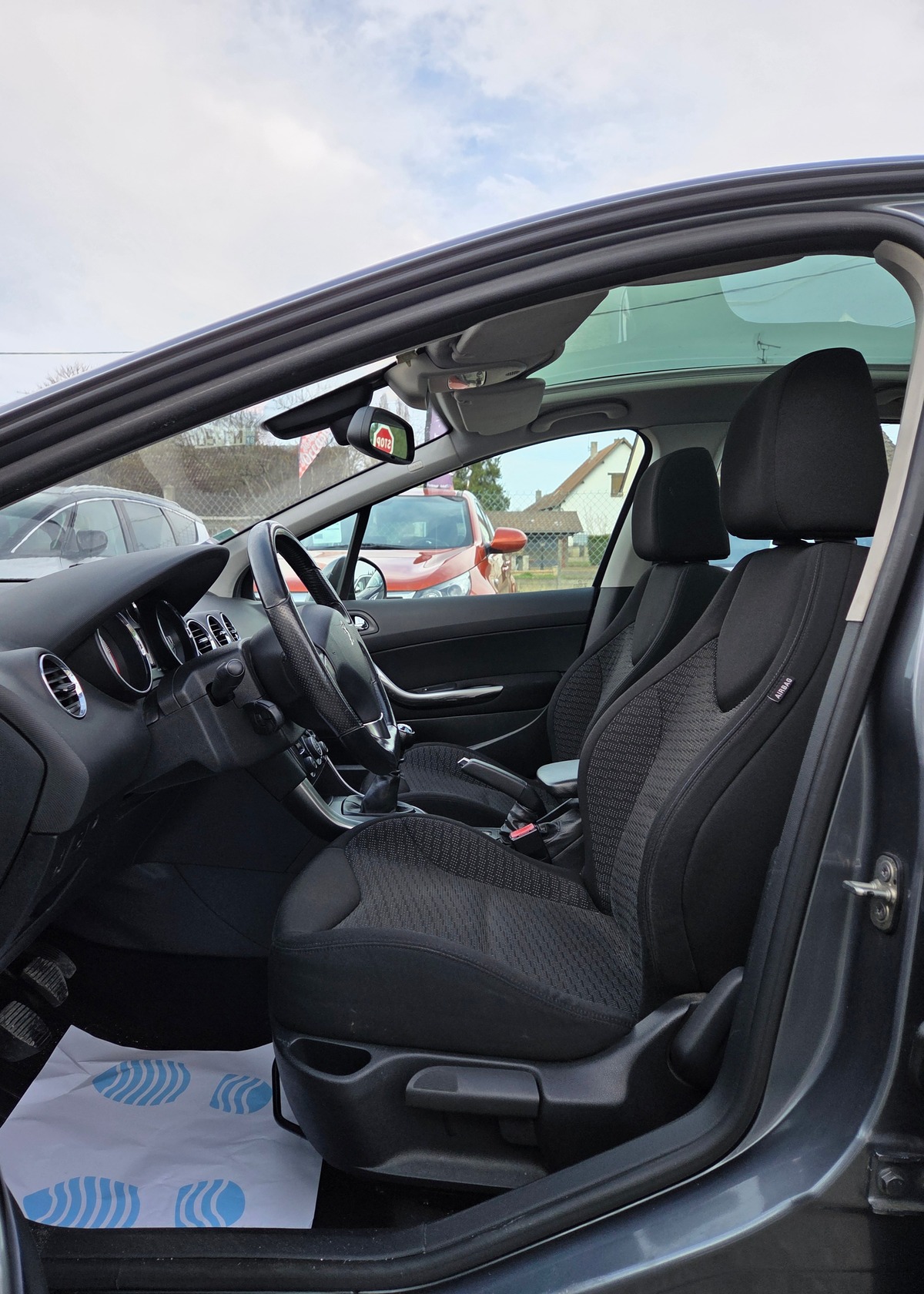 Peugeot 308 ALLURE 1ERE MAIN 1.6 HDI 111 CV