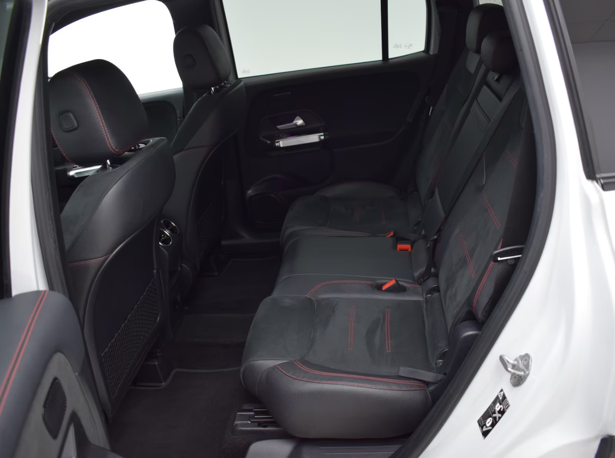 Mercedes-Benz GLB 200d 4matic 150ch AMG Line 8G DCT/Attelage/Pack Sport Black