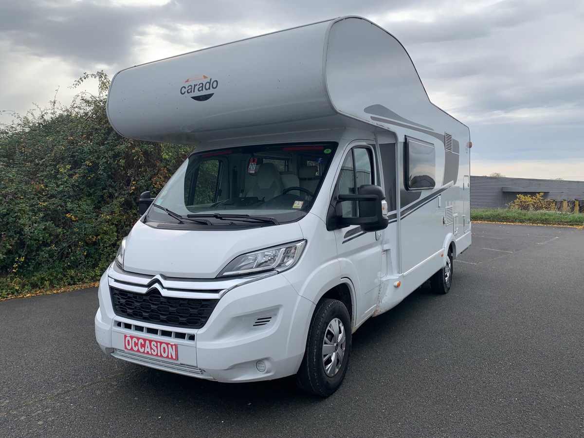 Capron A 140 ch | CAMERA DE RECUL |  LITS SUPPERPOSES | STORE EXTERIEUR | Climatisation manuelle