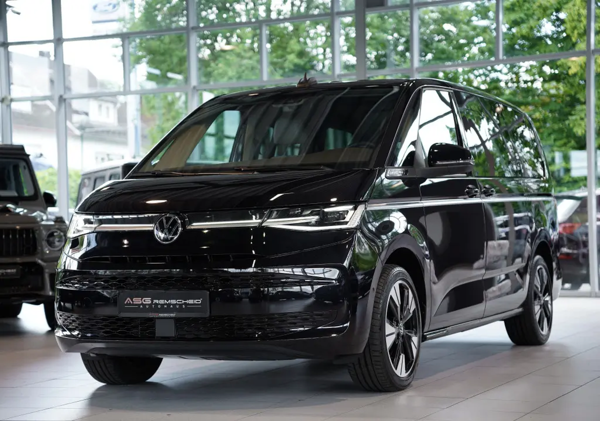 Volkswagen Multivan VII T7 2.0 TDI 150ch Style Long DSG7/7places/VO Allemand/Malus 8000e