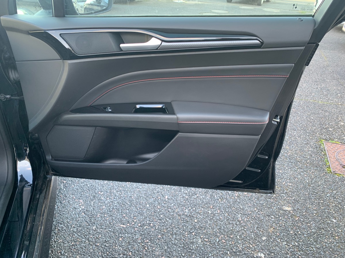 Ford Mondeo 187 ch | 2.0 | ST LINE | Caméra recul | Régulateur vitesse adaptatif | Phares avant LED