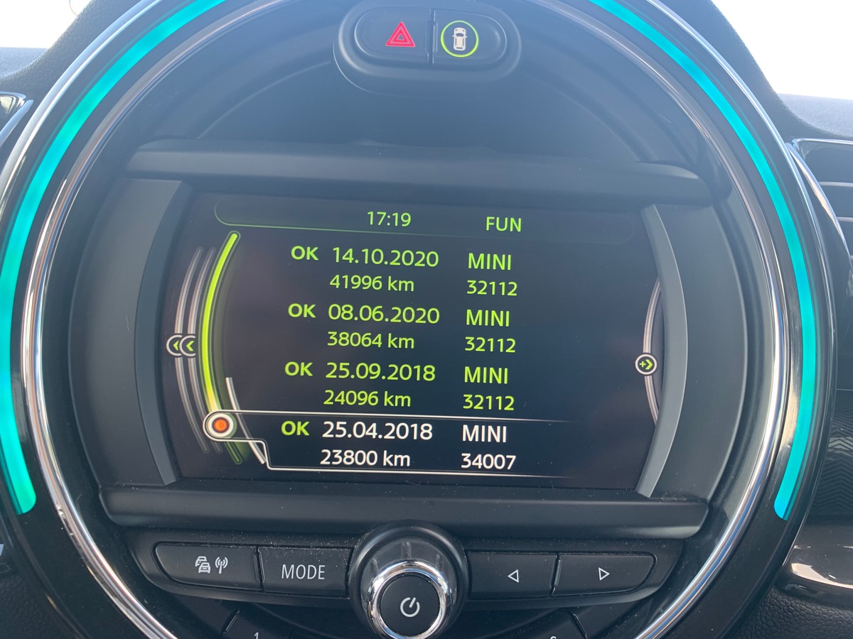 Mini Mini 5 Portes 136 | Cooper | Mode Sport | Sièges chauffants | GPS | Régulateur vitesse | Radars