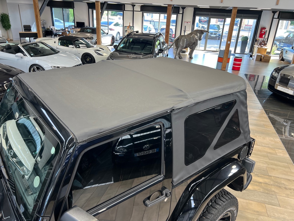 Jeep Wrangler JK 2.8 CRD 200 ch 4WD S&S SAHARA /Rugged Ridge/