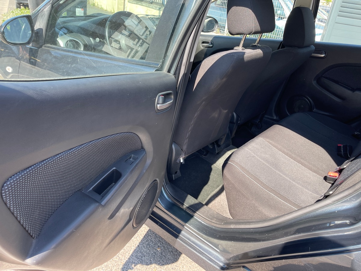 Mazda Mazda 2 1.4 MZ-CD 68 ELEGANCE 5P