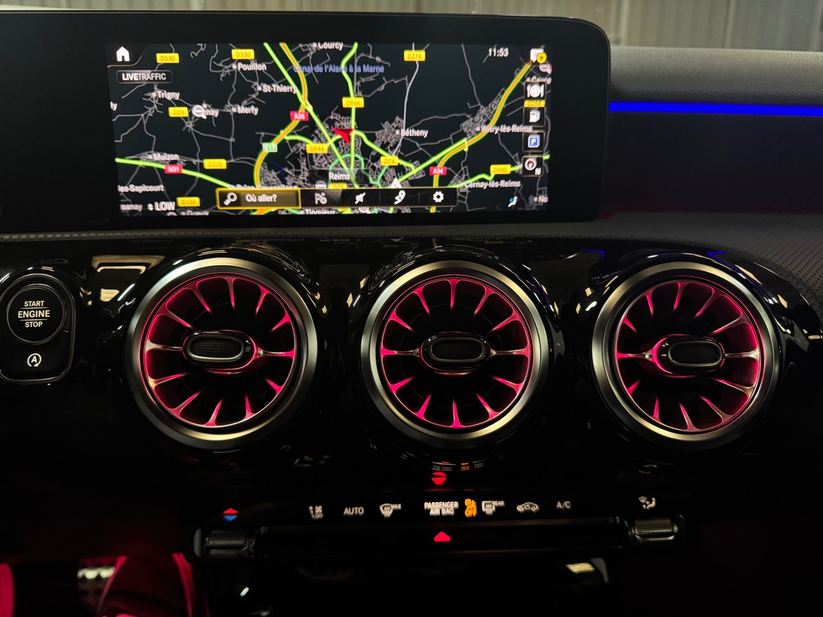 Mercedes-Benz Classe A Berline 200 AMG LINE 7G-DCT + TOIT OUVRANT