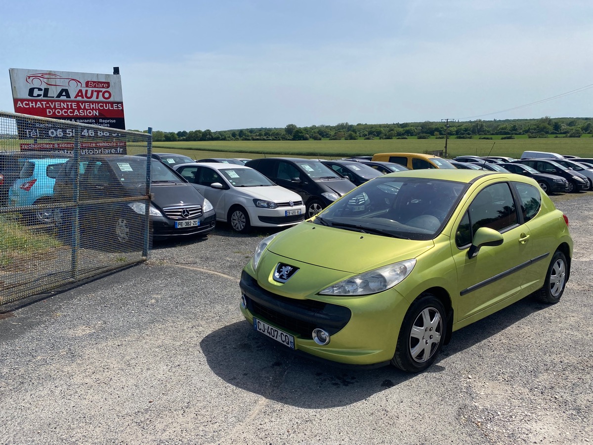 Peugeot 207 1.4 90cv 157041km urban 5 places 