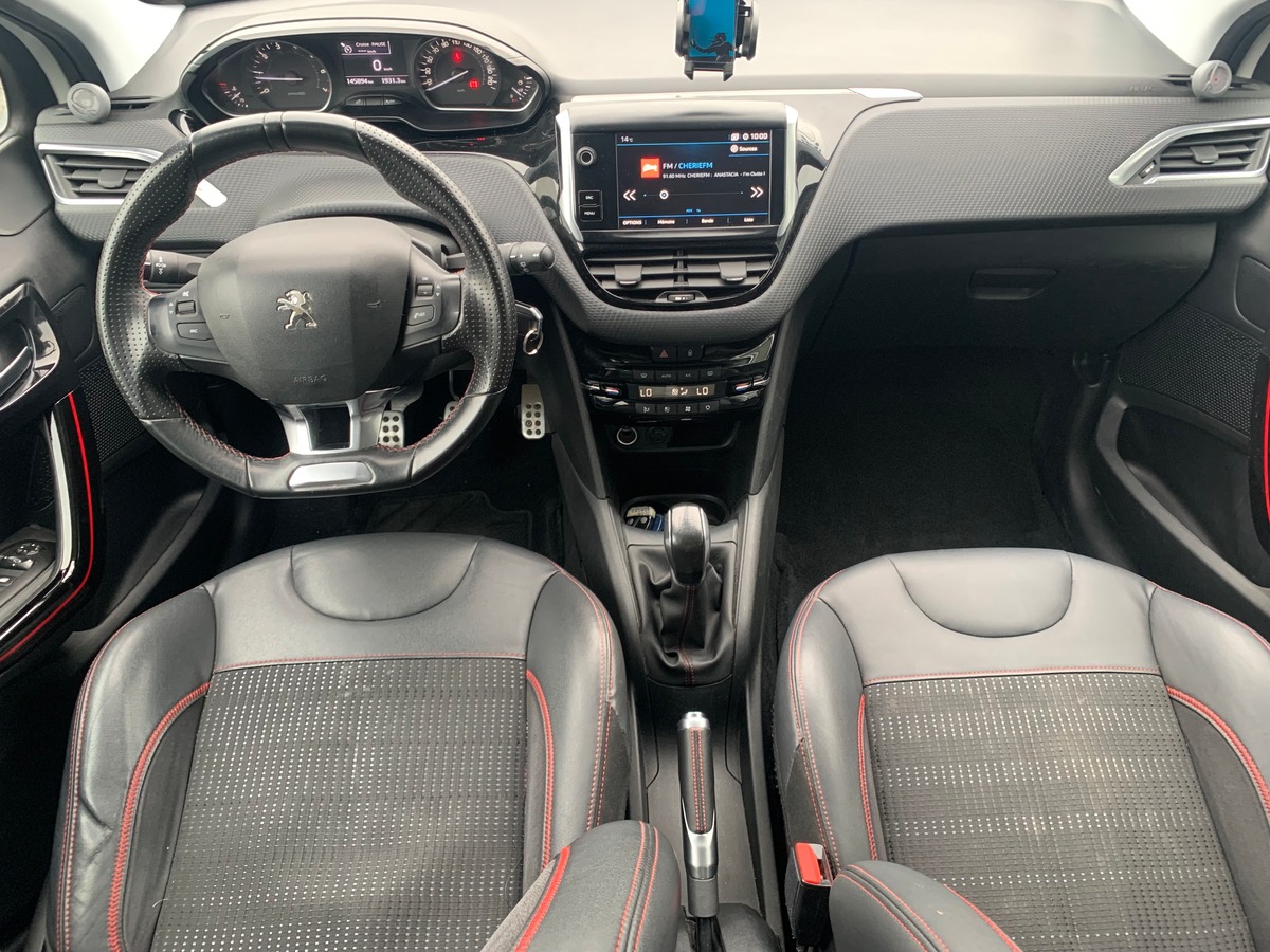 Peugeot 208 110 ch | GT Line | Régulateur de vitesse | Apple car Play Android Auto
