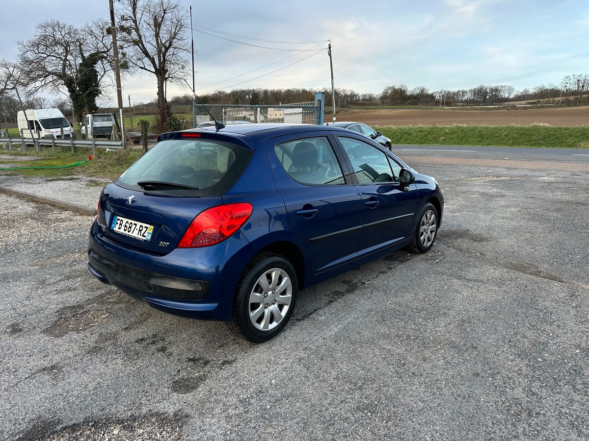Peugeot 207 1.4 75cv 107100km d’origine 