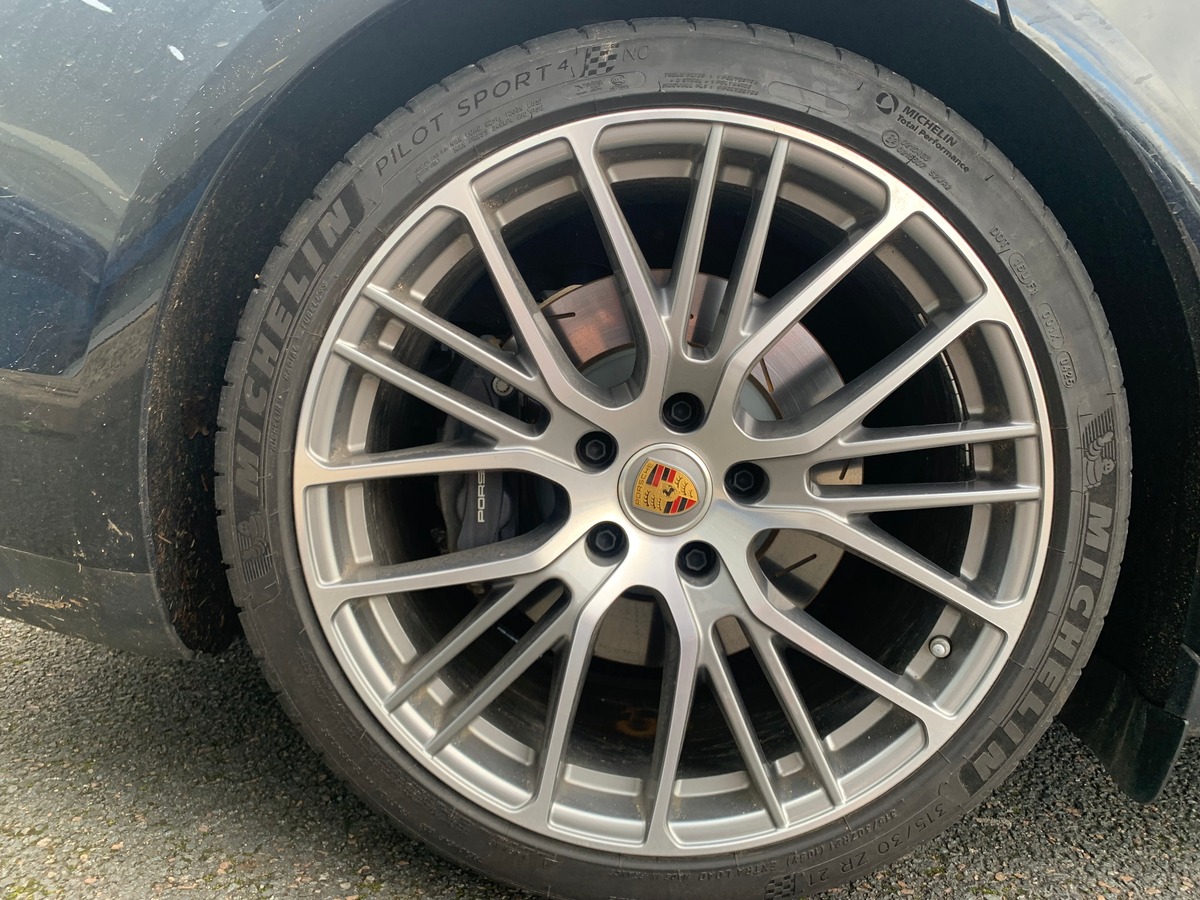 Porsche Panamera 465 ch | Platinium Edition | 4 E- Hybrid | TVA Récupérable | Jantes Sport Exclusive