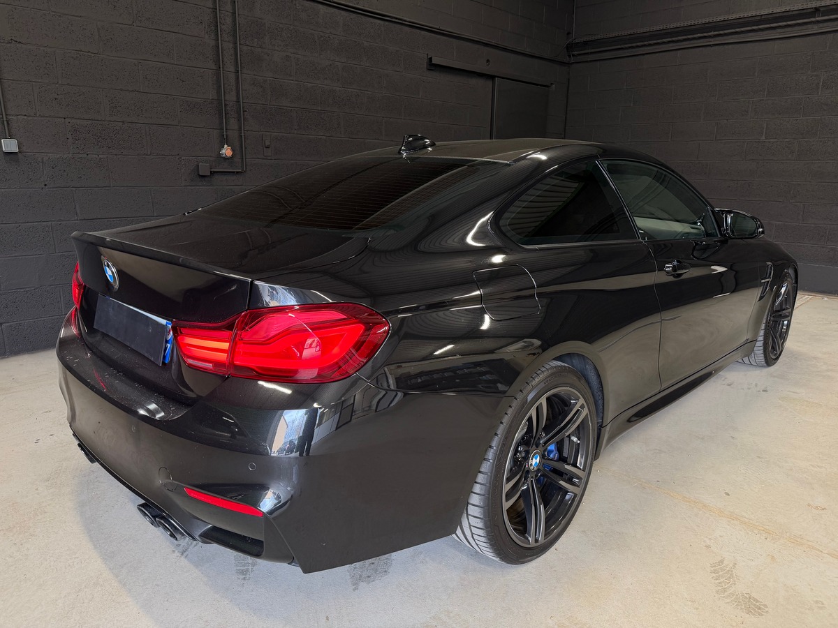 Bmw M4 Coupé F82 3.0 431ch M DKG Toit Carbone
