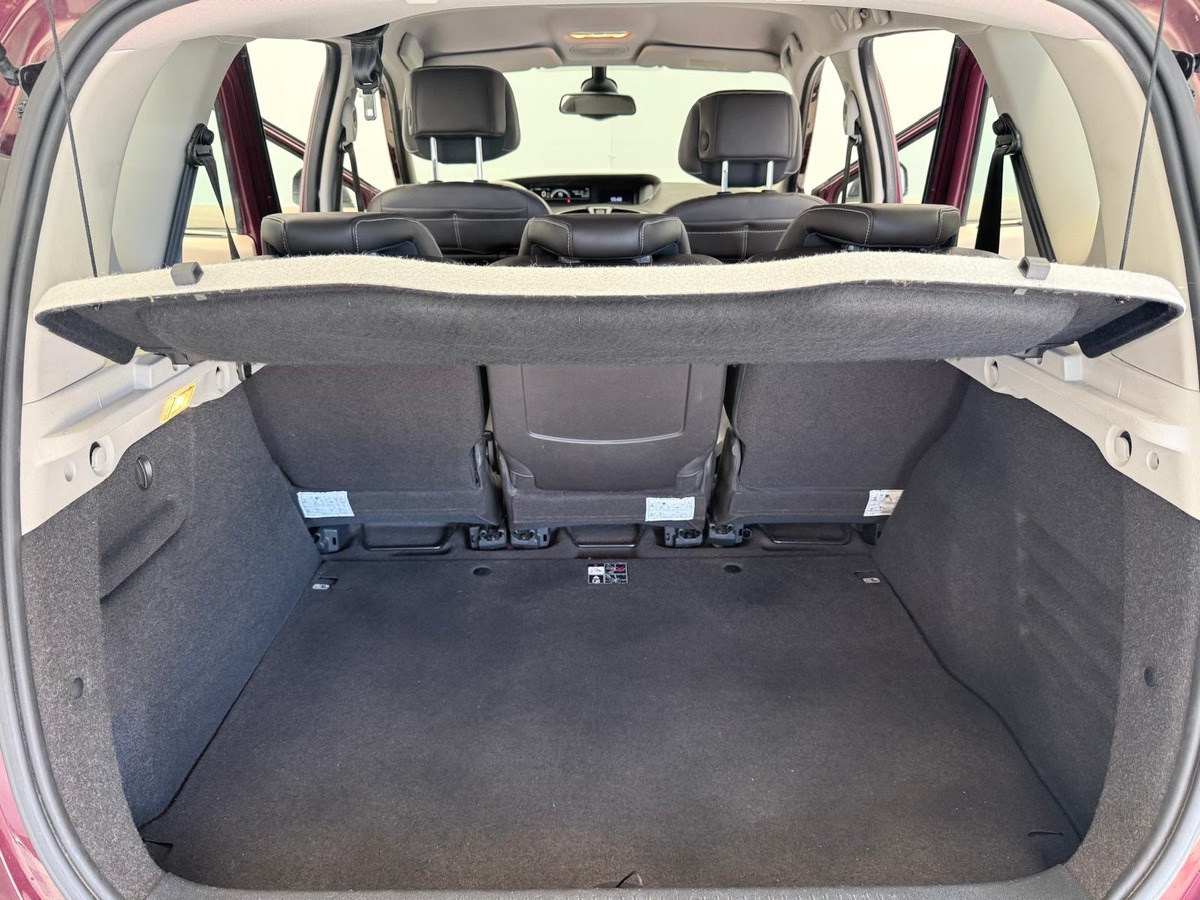 RENAULT Scenic 1.5 dci 110   Dynamique Première main
