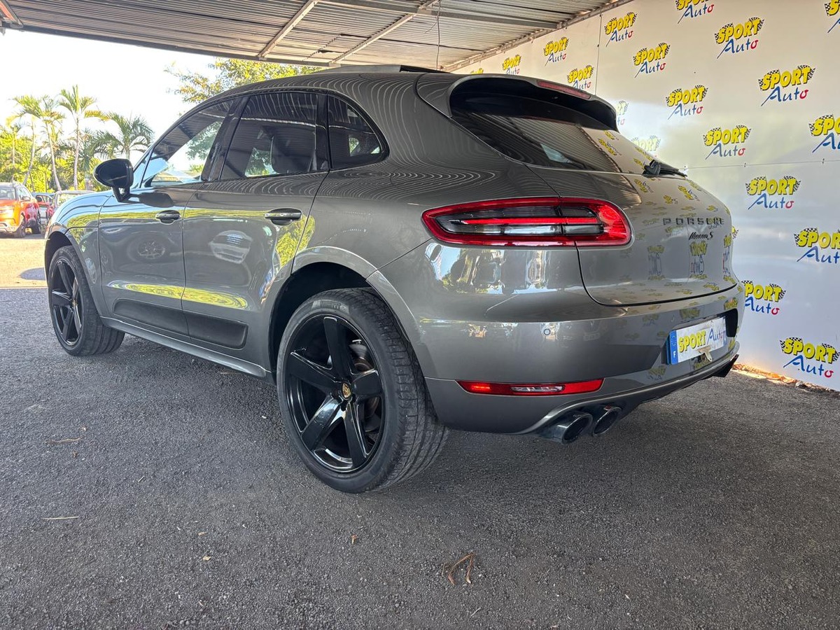 Porsche Macan S