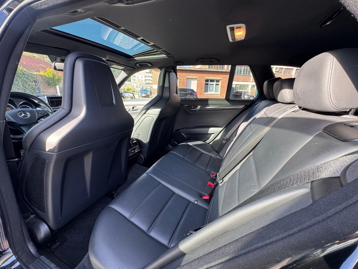 Mercedes-Benz Classe C 63 AMG 6.3 457cv Avantgarde BVA7- Suivi complet