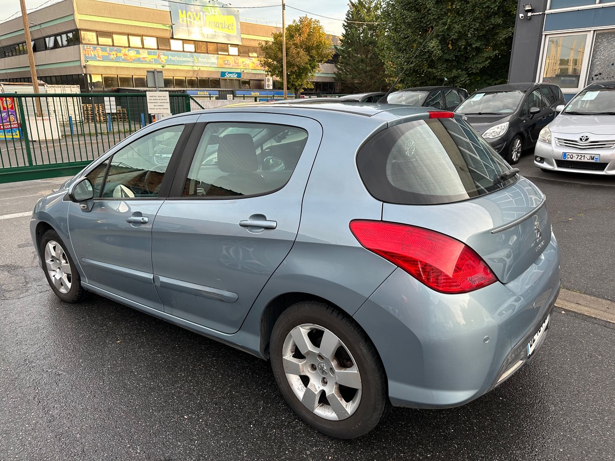 Peugeot 308 1.6 HDI 92 CV 1er main 4X 