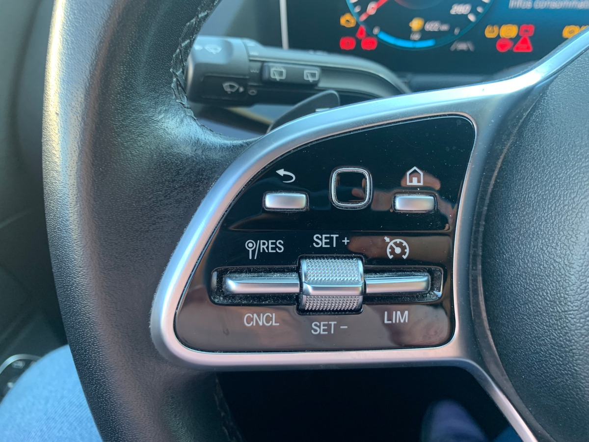 Mercedes-Benz Classe B 150 chevaux | Progressive Line | Siéges chauffants | Caméra recul | Attelage