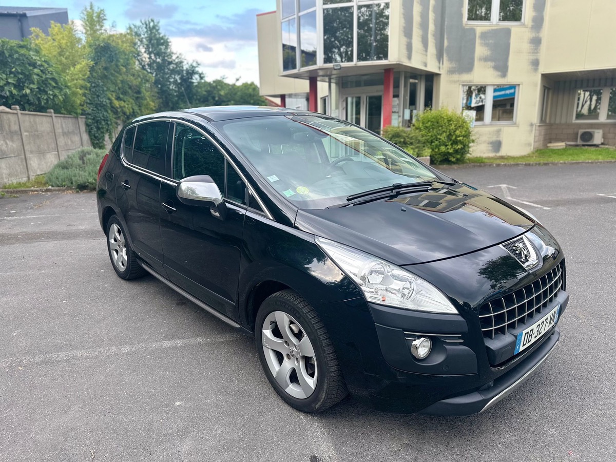 Peugeot 3008 1.6 HDI 115 CV allures 4XCBLeux