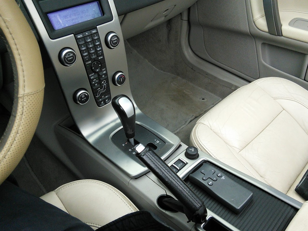 Volvo C70 CC 2.0 D Powershift 136 cv Boîte auto