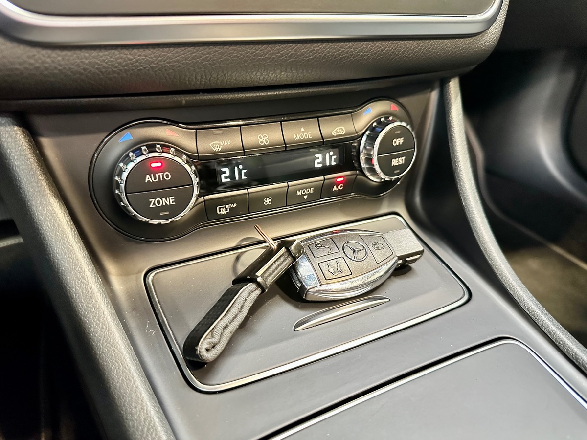 Mercedes-Benz CLA (2) 200d 2.1 136 Starlight Edition 7G-DCT 1° Main Options+++ c