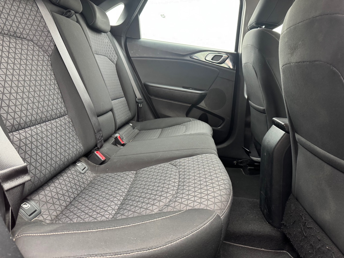 Kia Ceed 120 ch | ACTIVE | GPS | Caméra de recul | Climatisation automatique | Régulateur de vitesse