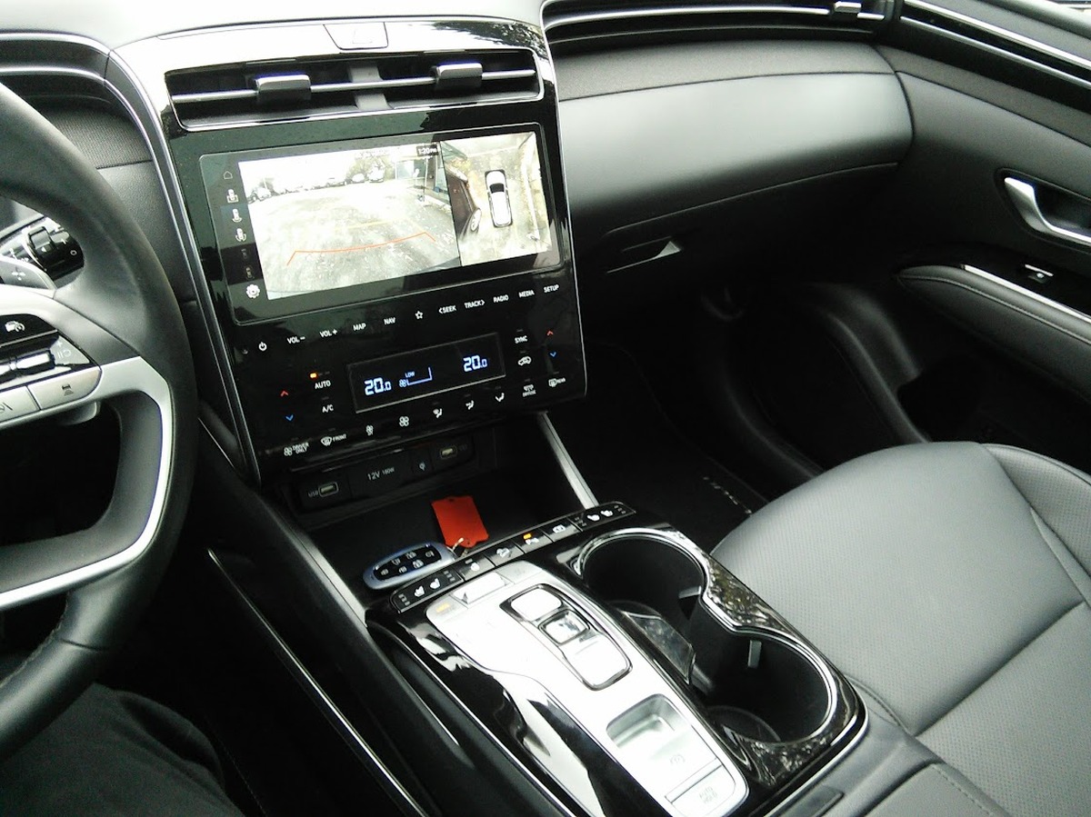 Hyundai Tucson IV 1.6 TGDi 265 Exécutive Plug in Hybrid 4WD 179 BOITE AUTO - VENDU