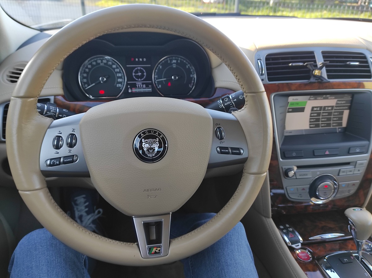 Jaguar XK R 4.2 v8 416cv BVA - 1ère Main - Suivi complet Jaguar