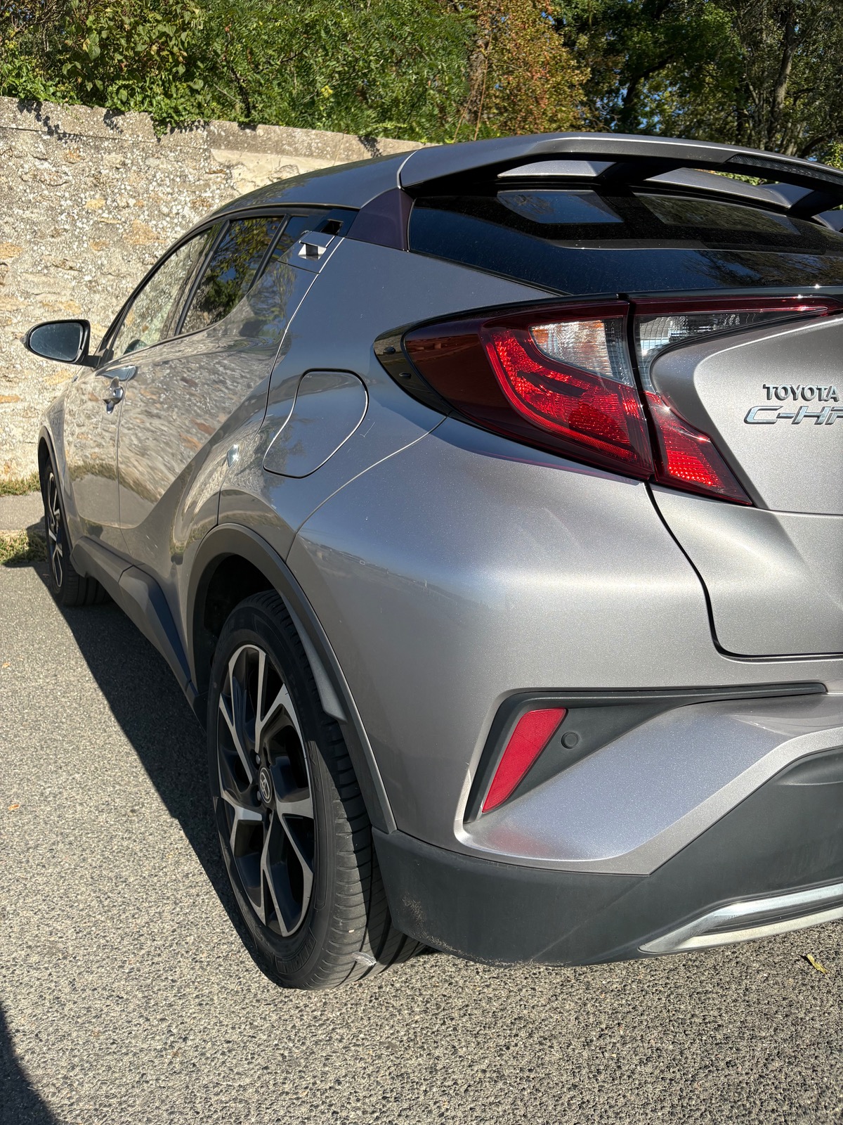 Toyota C-HR 2.0 184h GRAPHIC