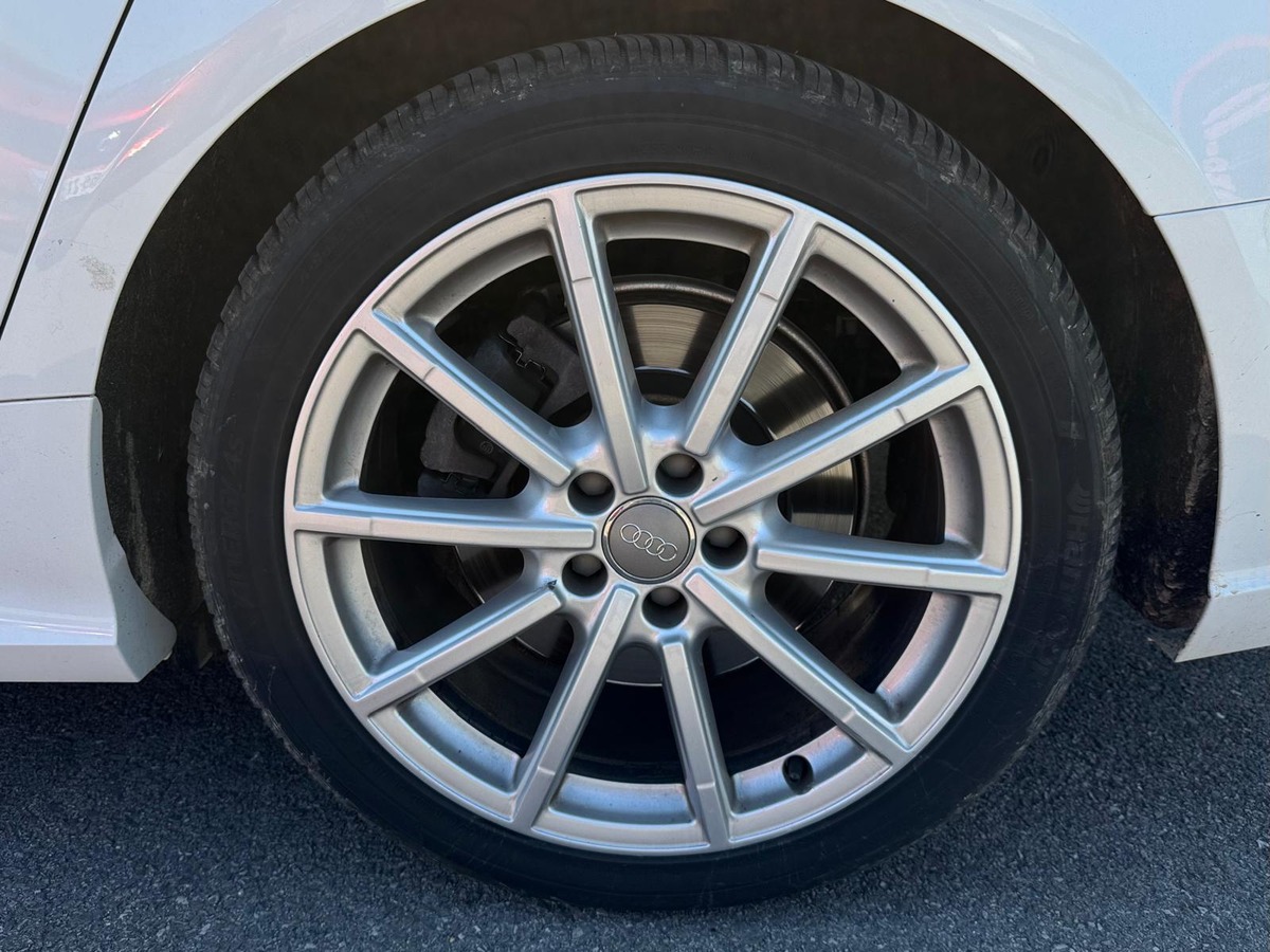 Audi A6 Avant Quattro 3.0 V6 TDI 272 AVUS S Tronic