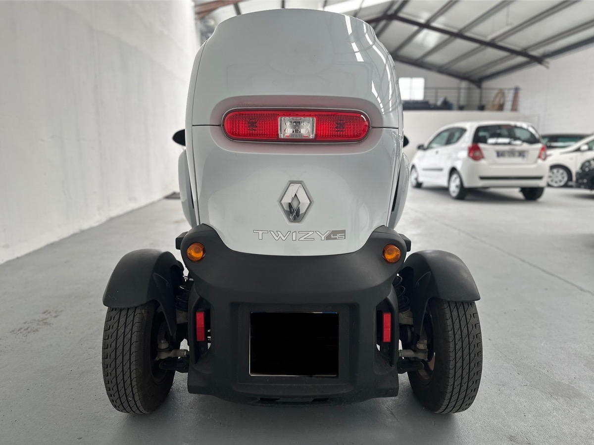 RENAULT Twizy 45 sans permis