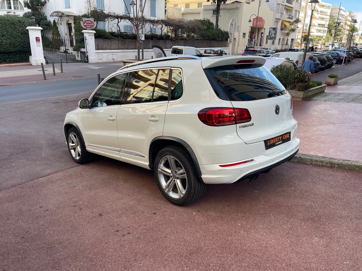 Volkswagen Tiguan 1.4 TSI 150 CV R LINE/ Boîte auto / KM Reel / Toit Ouvrant / Intérieur Cuir