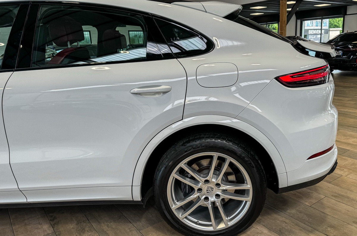 Porsche Cayenne Coupé II 3.0 V6 462ch E-Hybrid 1ERE MAIN / SUIVI A JOUR / FRANCE C