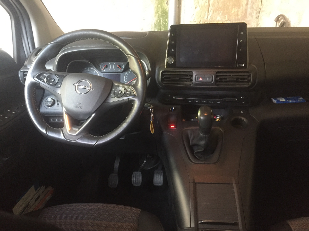 Opel Combo Life 100 ch | Innovation | Attelage | Caméra Recul | Jantes alu | 5 Places | 1iére main