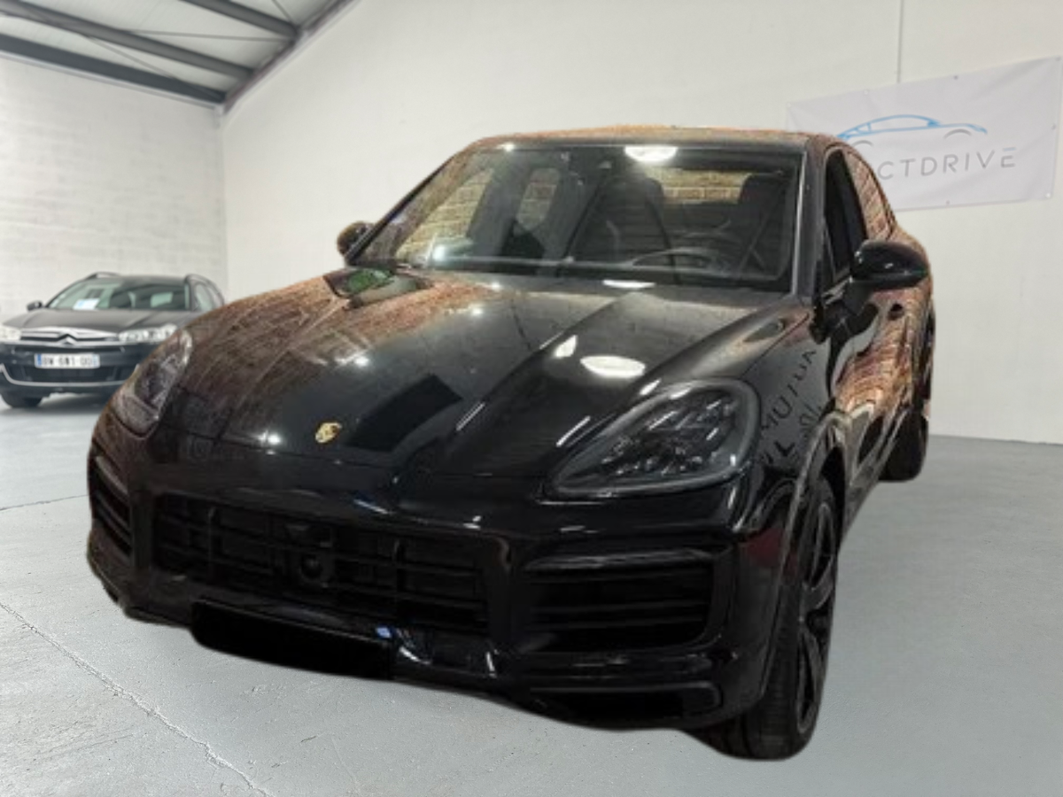 Porsche Cayenne Coupé 3.0 V6 E-HYBRID 462cv