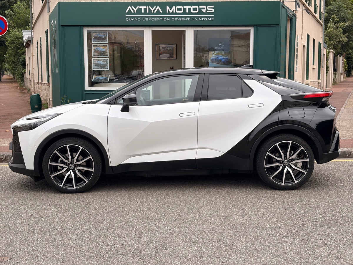 Toyota C HR II 2.0 VVT-i 16V 223 PHEV CVT 153 cv Boîte auto