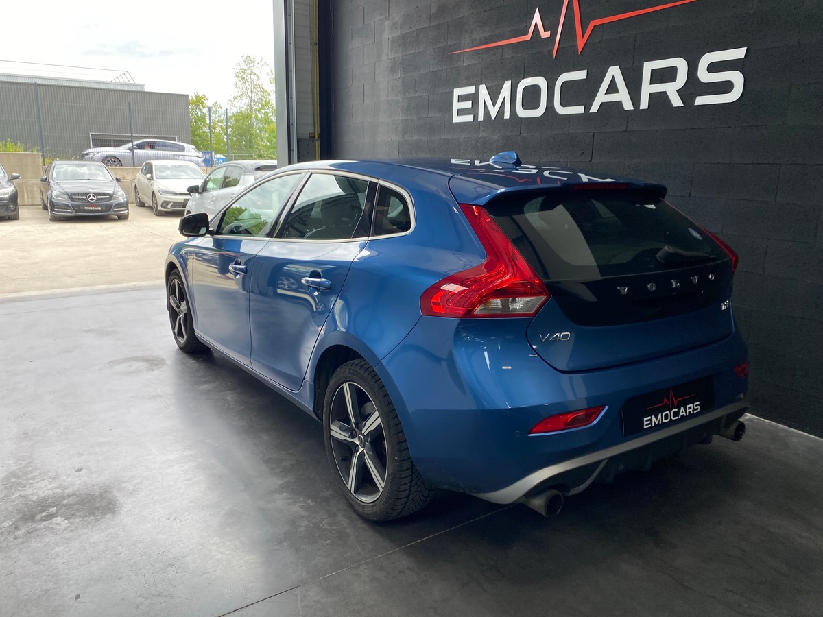 Volvo V40 T2 R design