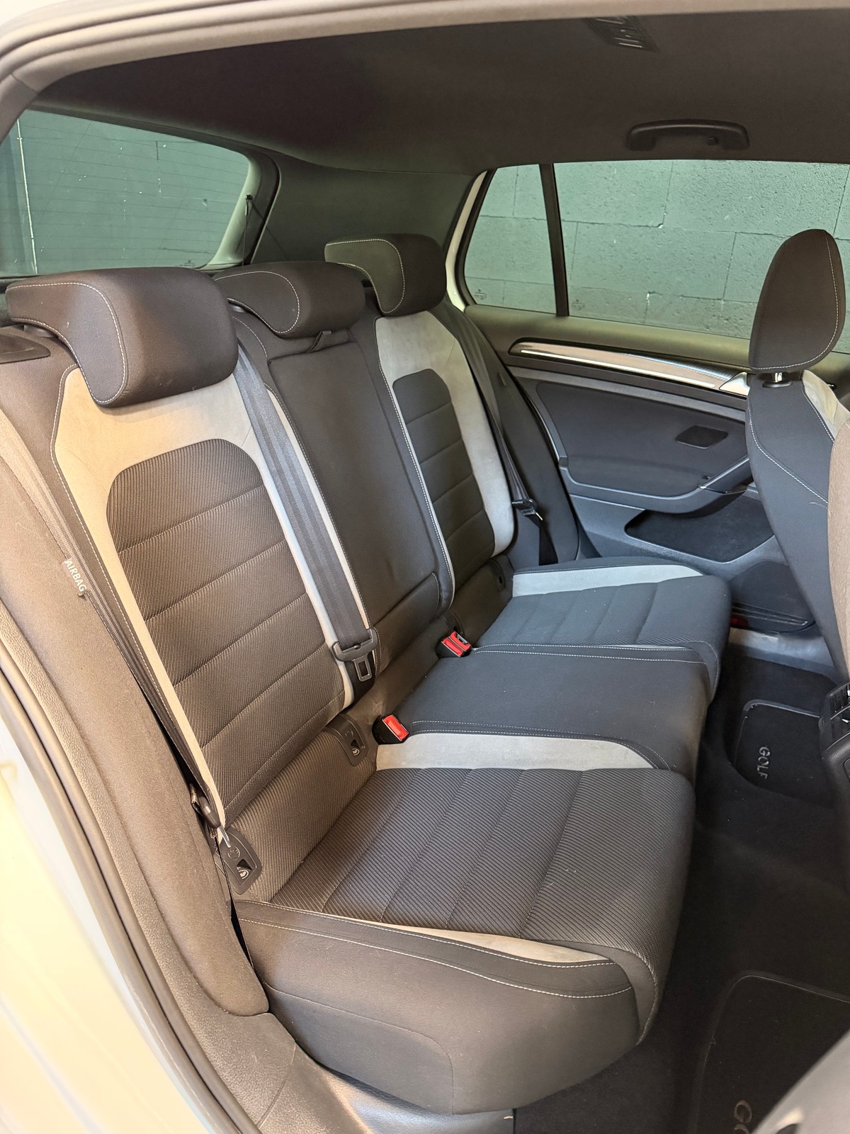 Volkswagen Golf 7 R 300 4 MOTION