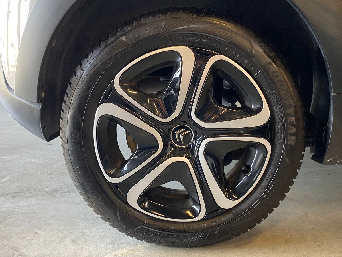 Citroën C3 (2) C-SERIES 1.5 BLUEHDI 100 Ch / 1ere MAIN / LEDS VISION / CARPLAY / CLIM - 86500 kms