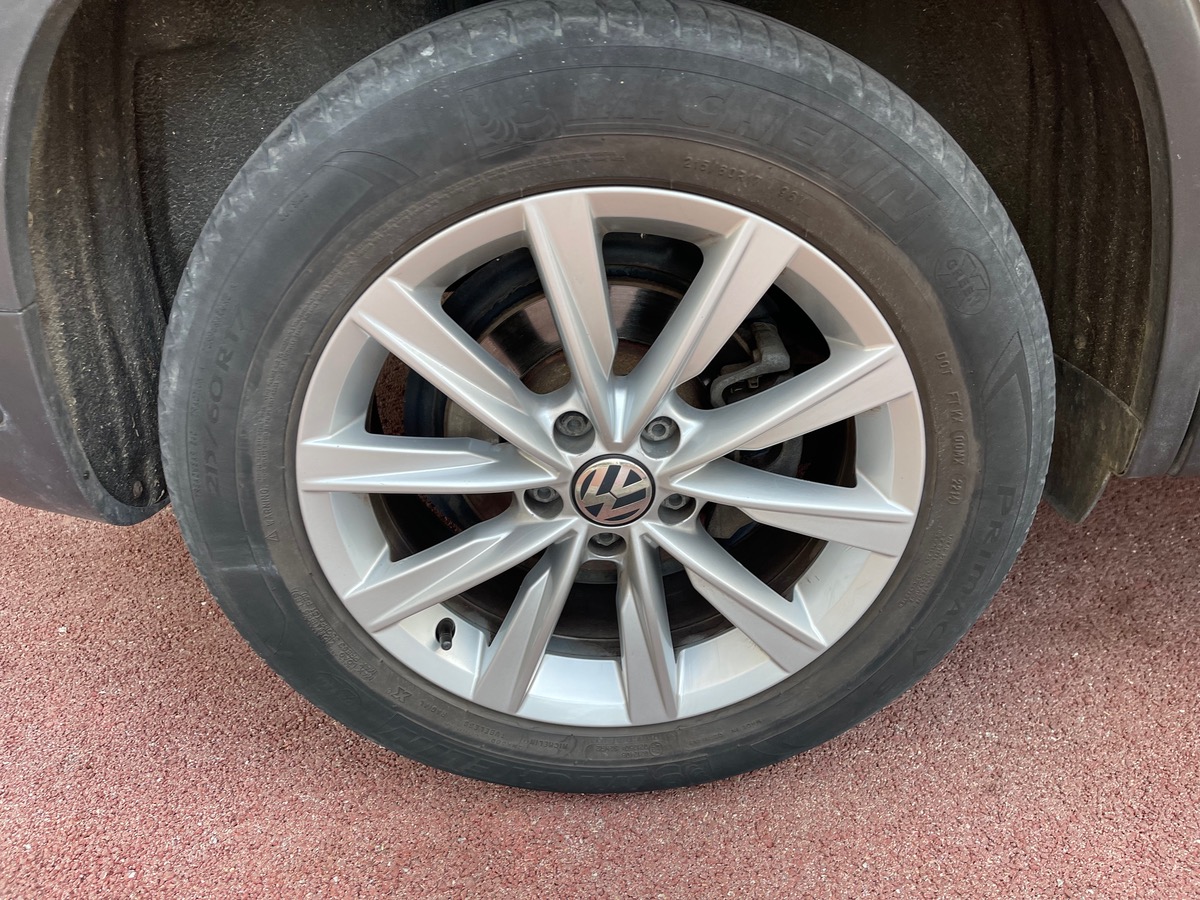 Volkswagen Tiguan 2.0tdi Phase 2 110CV CARAT/TOIT