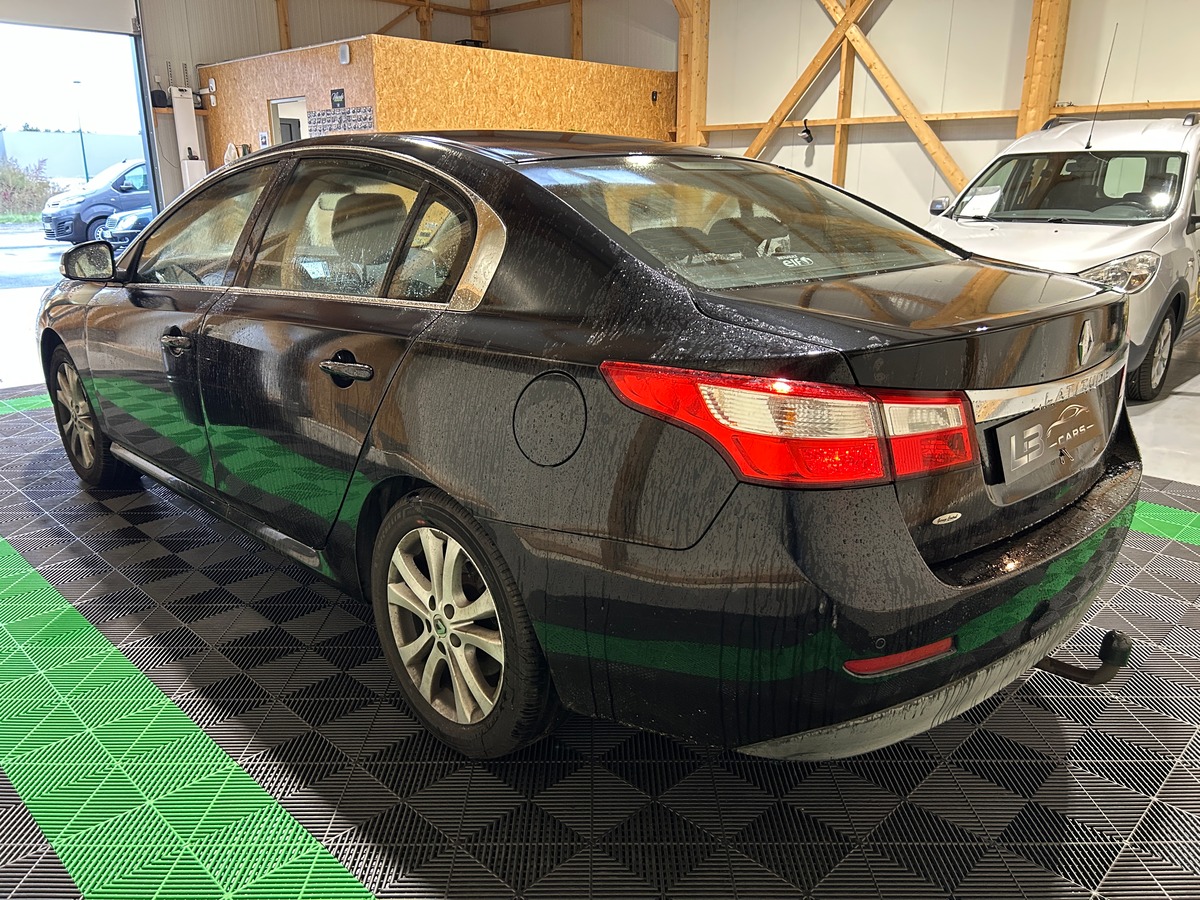 RENAULT Latitude 2.0 dCi 16V 150 cv - MOTEUR A CHAINE - GARANTIE