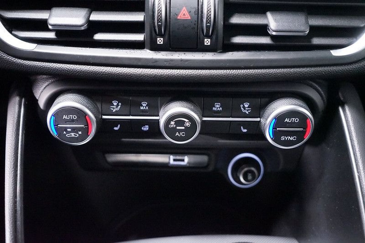 Alfa Romeo Giulia 2.0 TB 280ch Veloce Q4 AT8