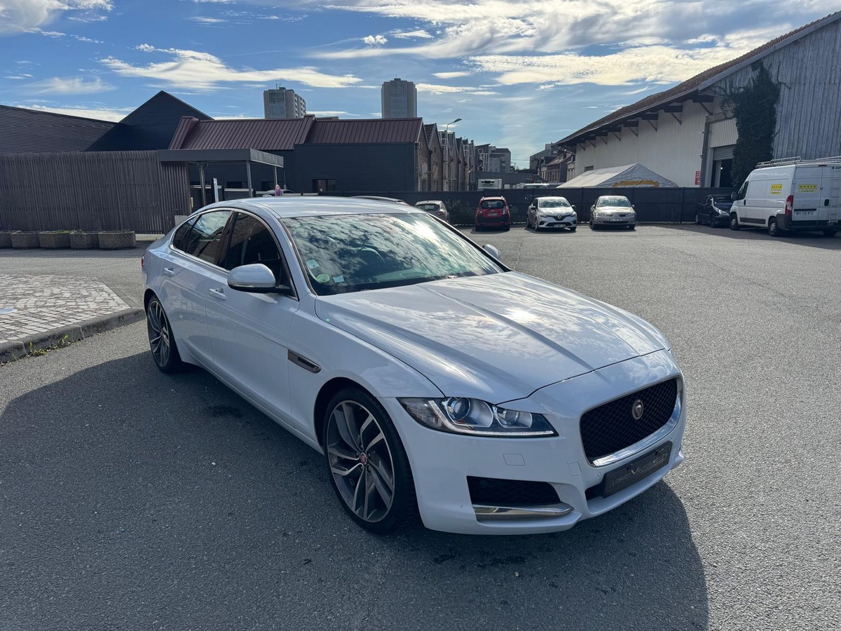 Jaguar XF 30d Prestige 3.0 V6 - Garantie
