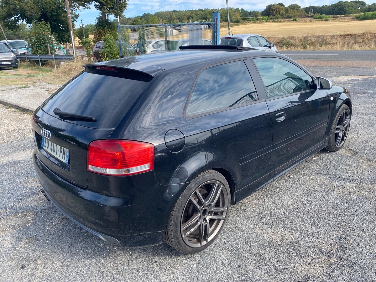 Audi S3 2.0tfsi quattro 265cv 07/2007 toit ouvrant élec