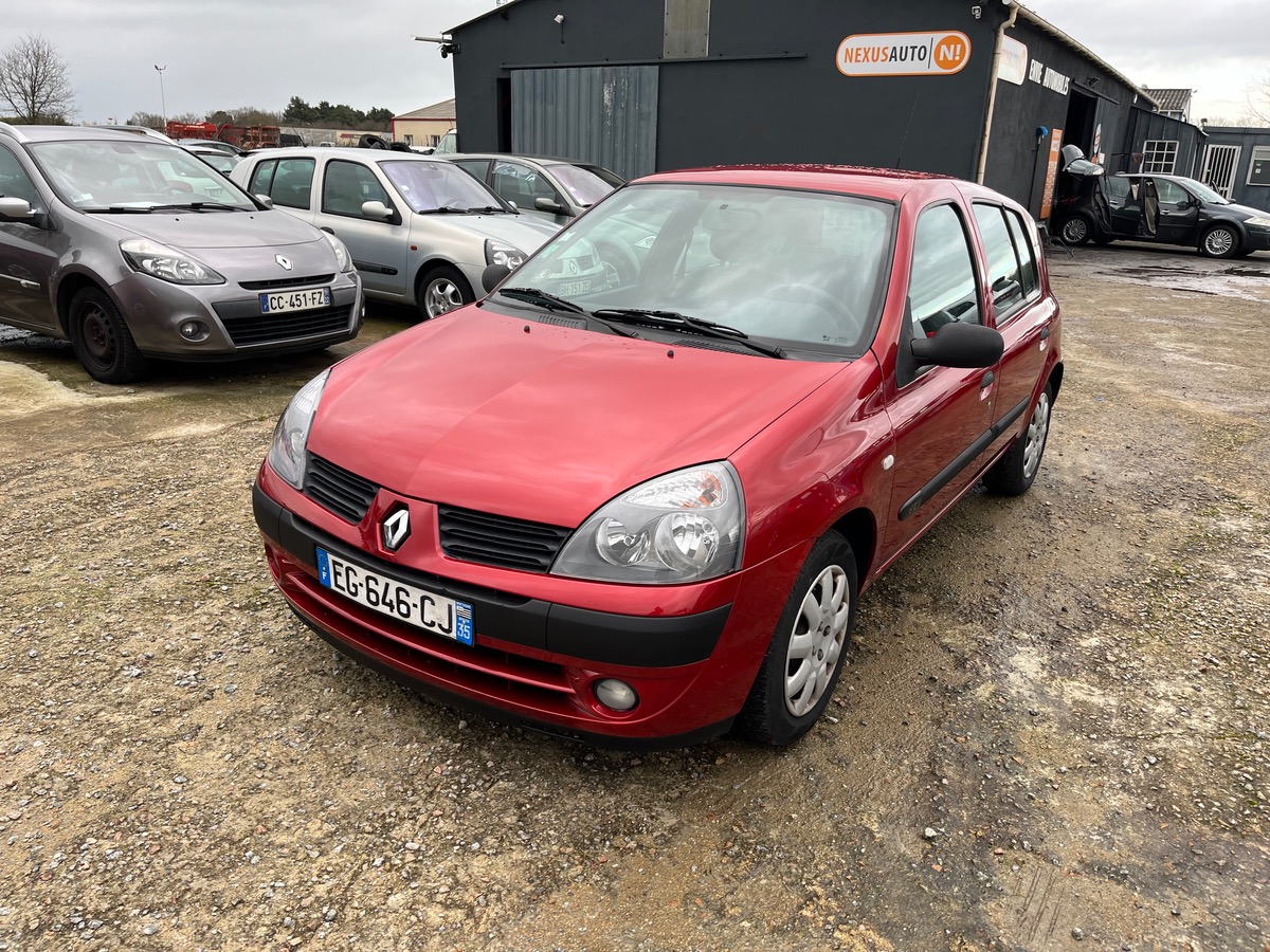 RENAULT Clio 1.5 dci