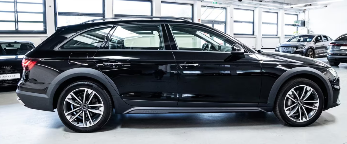 Audi A4 Allroad V 40 TDI 204ch Design quattro S tronic 7 Attelage Phares LED matrix