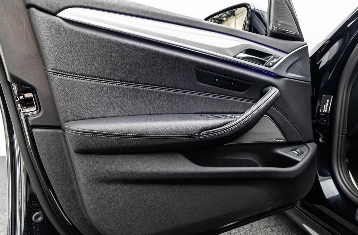 Bmw Série 5 M550iA xDrive 530ch M Performance/Harman-Kardon/Toit ouvrant/Laser/Innovation