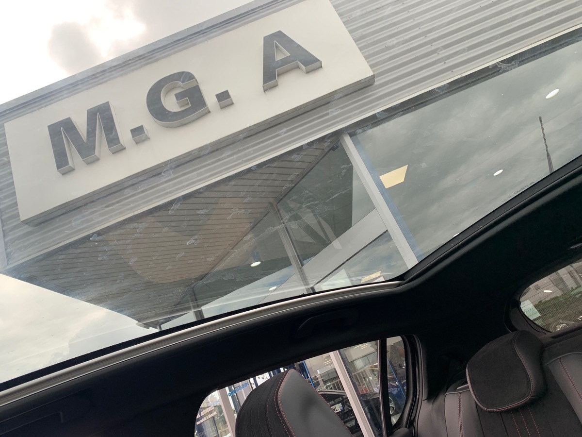 Peugeot 308 263 ch | GTI | Mirror Screen | Régulateur vitesse | Radar stationnement avant, arriére