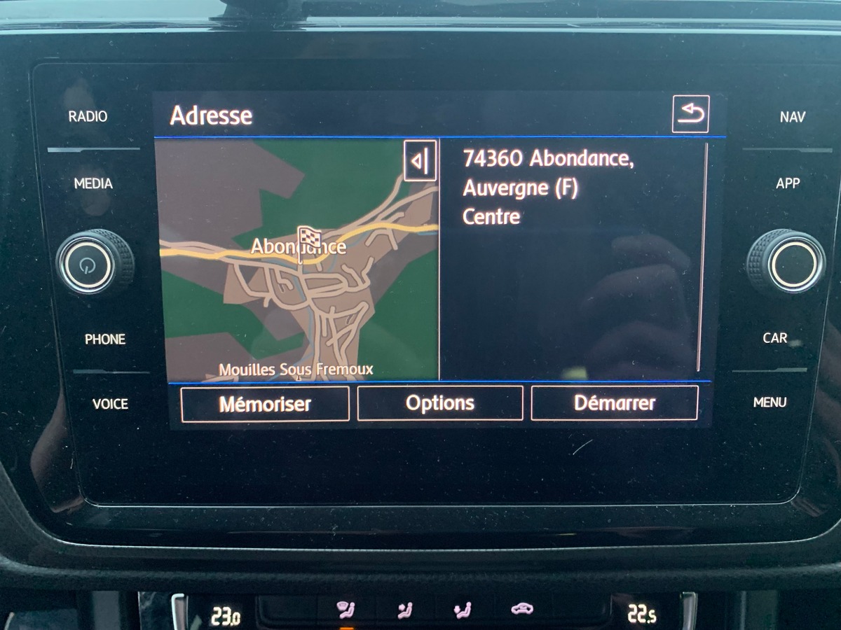 Volkswagen Touran 115 | Connect | 7 Places | Caméra recul | GPS | Bluetooth | Régulateur vitesse