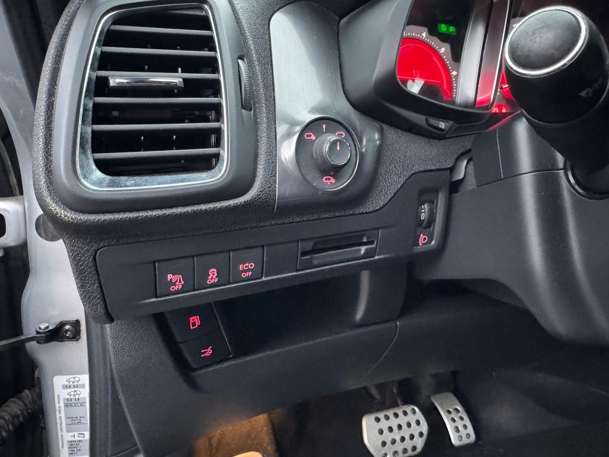 Citroën DS5 1.6 e-HDi SoChic Boite automatique - Révisé - Garantie