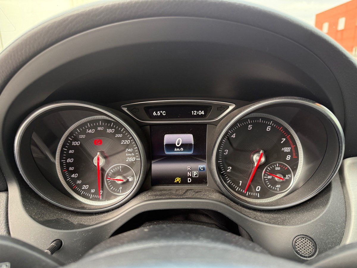 Mercedes-Benz GLA Phase 2 200 1.6 i 7G-DCT 156 cv FASCINATION AMG, Suivi Complet Mercedes,