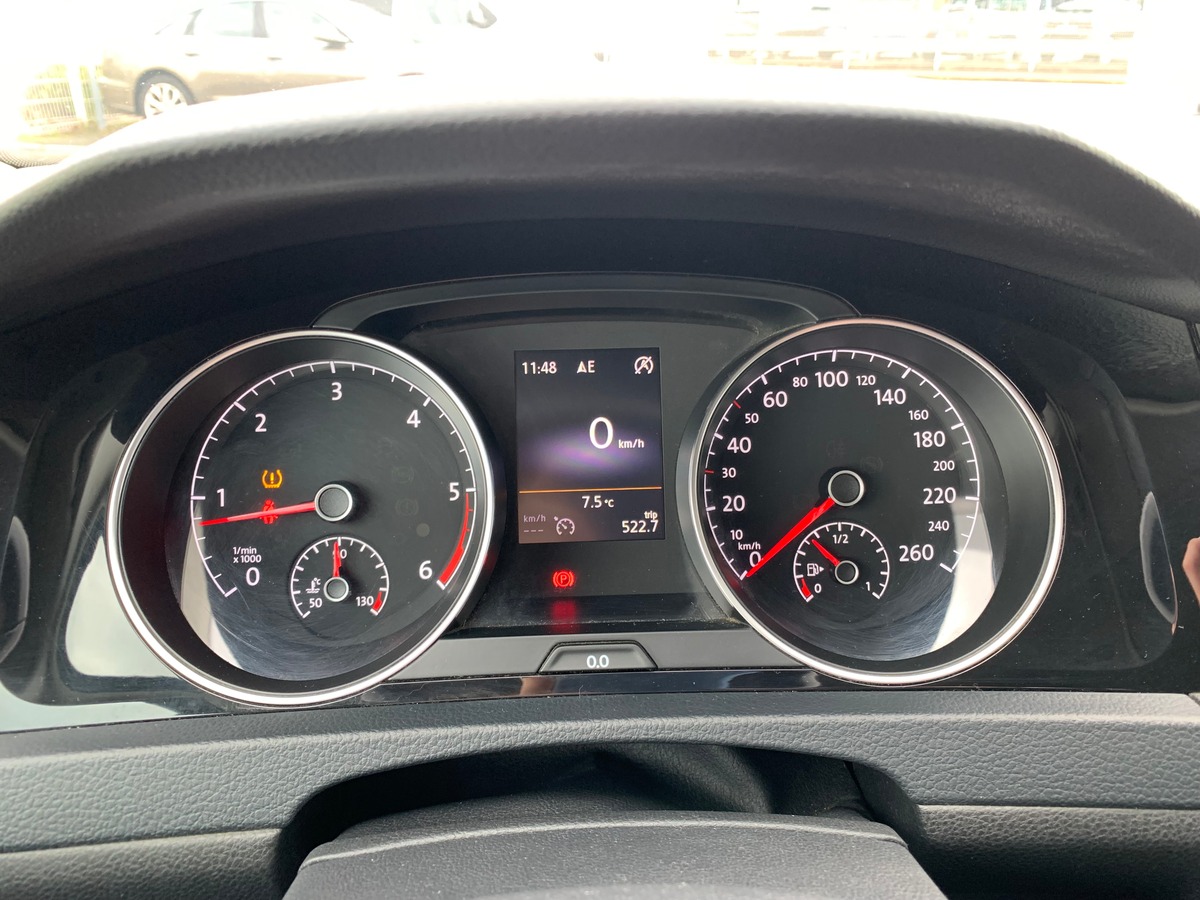 Volkswagen Golf 105 ch | Régulateur vitesse | Radar de stationnement avant arriére | GPS | Bluetooth