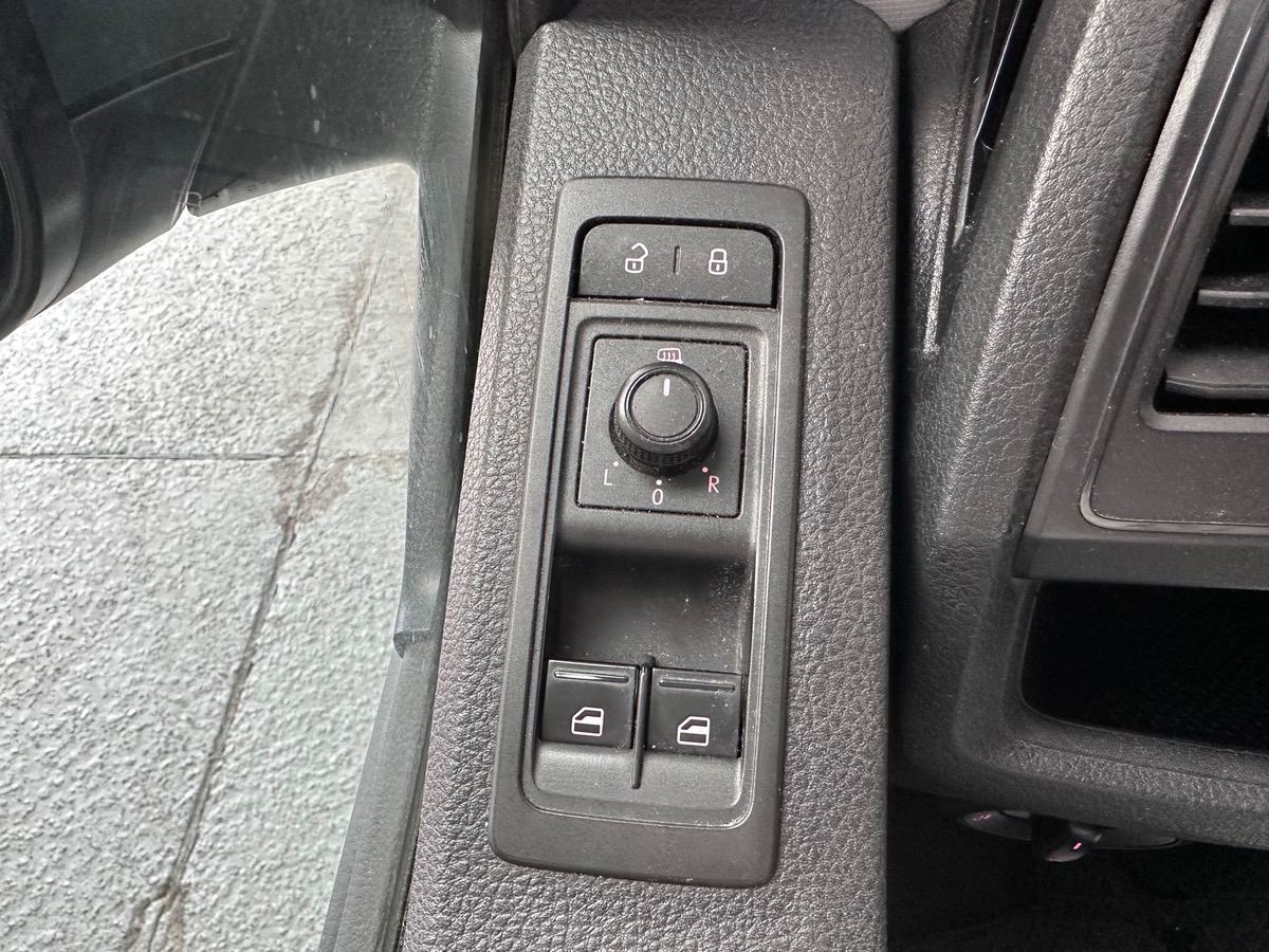 Volkswagen Transporter VI T6 2.0TDI 150 L1H1